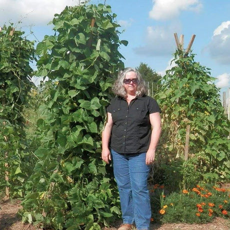 Meet Renee! Happy Wife, Mother & Gardener in West Tennessee